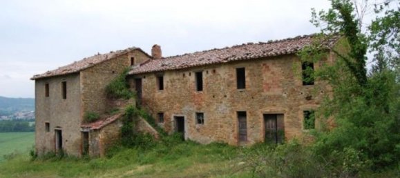 10 rooms House in Magione, Italy No. 134768 2