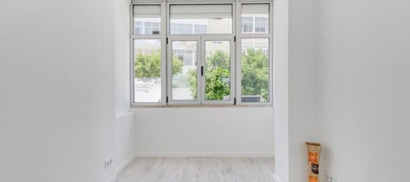 2 Schlafzimmer Wohnung in Lisbon, Portugal, Nr. 219978 9