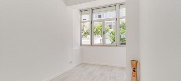 2 Schlafzimmer Wohnung in Lisbon, Portugal, Nr. 219978 8