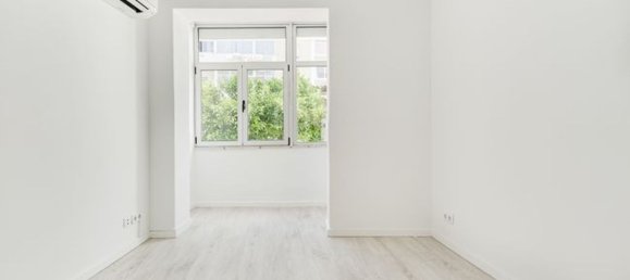 2 Schlafzimmer Wohnung in Lisbon, Portugal, Nr. 219978 4