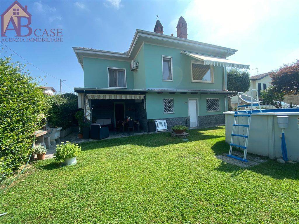 2 غرف نوم فيلا في Gambolò, Italy رقم 340641