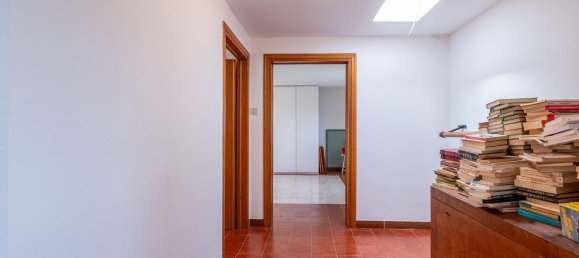 9-salle Villa à Pisa, Italy No. 52049 36