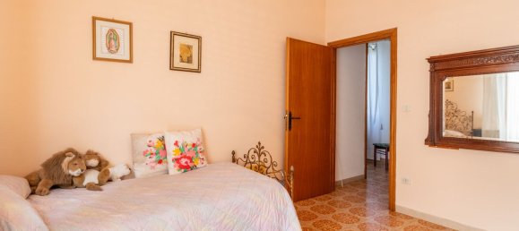 9-salle Villa à Pisa, Italy No. 52049 30