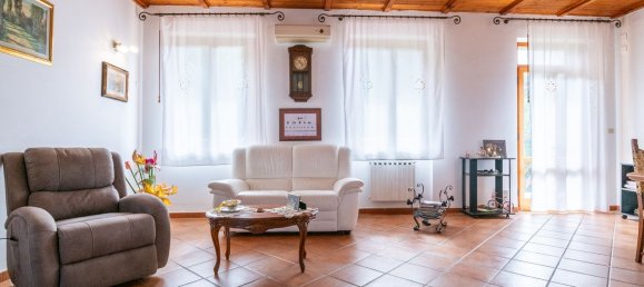 9-salle Villa à Pisa, Italy No. 52049 4