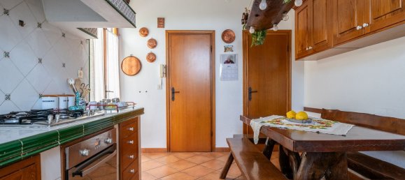 9-salle Villa à Pisa, Italy No. 52049 13