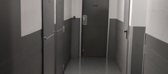 12m² Parking in Paris, France No. 144096 3