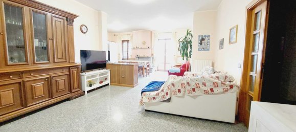 Casa de 11 habitaciónes en Fermo, Italy No. 128542 2