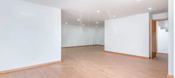 4 bedrooms House in Coimbra, Portugal No. 163621 16