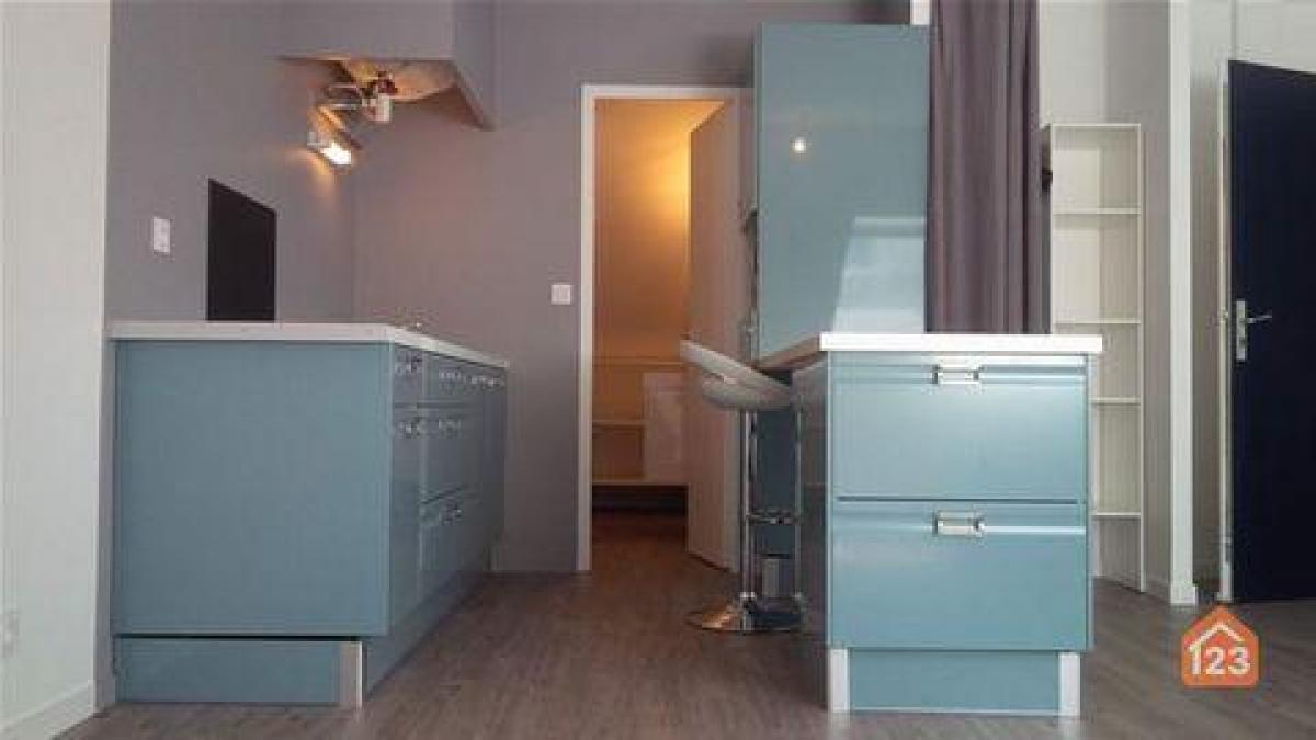 Студия в кондо  в Анже, Франция № 36317