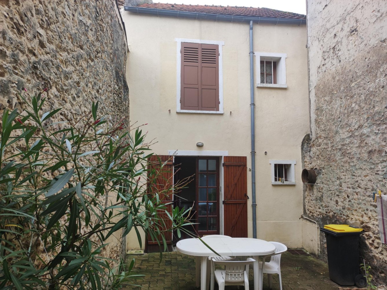 2 bedrooms Townhouse in Dourdan, France No. 170140