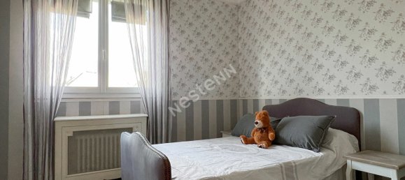 3 bedrooms House in Angers, France No. 281254 9