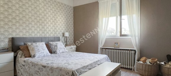 3 bedrooms House in Angers, France No. 281254 10