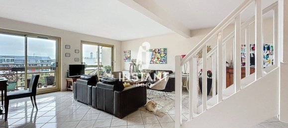 3 bedrooms Duplex in Alfortville, France No. 139848 3