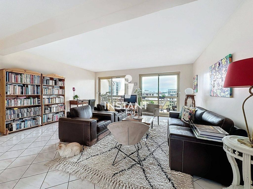 3 bedrooms Duplex in Alfortville, France No. 139848