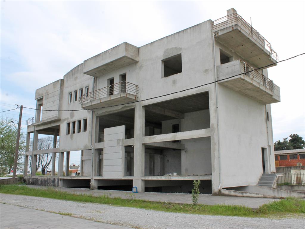 Недвижимость 960м² в Катерини, Пиерия, Центральная Македония, Македония и Фракия, Греция № 5757