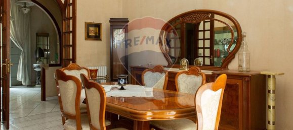 4 bedrooms Apartment in Catania, Italy No. 64762 8