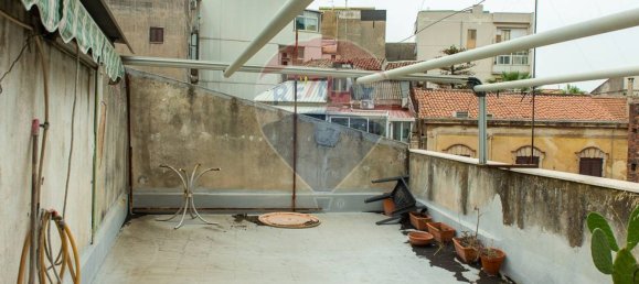 4 bedrooms Apartment in Catania, Italy No. 64762 14