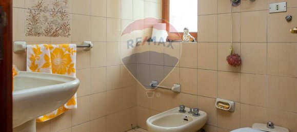 4 bedrooms Apartment in Catania, Italy No. 64762 11