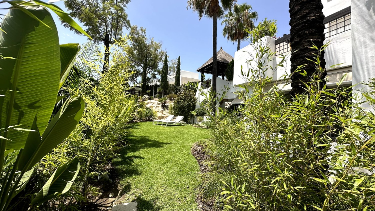 Квартира с 2 спальнями в Марбелья, Испания № 127159