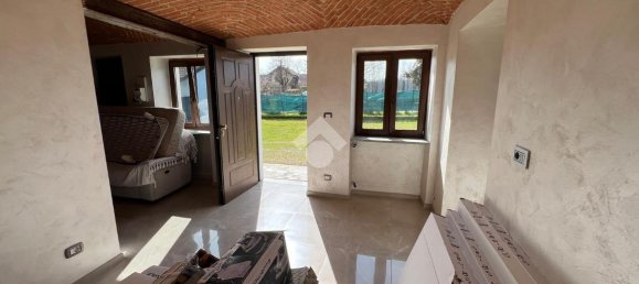 5-Zimmer Haus in Barbania, Italy, Nr. 117876 8