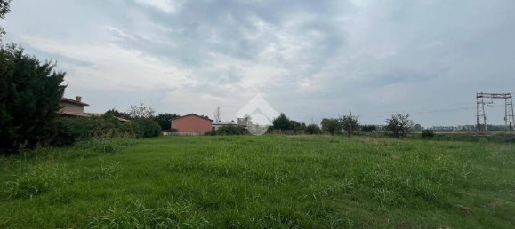 Terreno en Mantua, Italy 2600 m² No. 314311 3