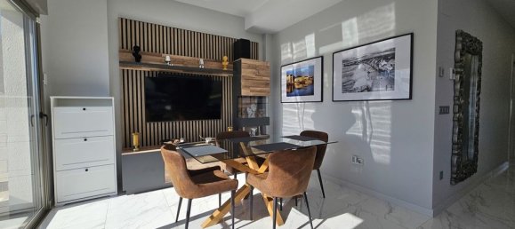 4 bedrooms Villa in Alicante, Spain No. 176062 3