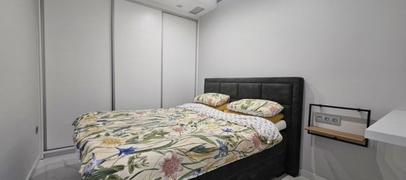 4 bedrooms Villa in Alicante, Spain No. 176062 22