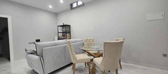 4 bedrooms Villa in Alicante, Spain No. 176062 19