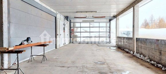 1-salle Parking à Campodolcino, Italy No. 207994 6