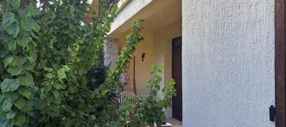 2 bedrooms House in Avignon, France No. 192999 6