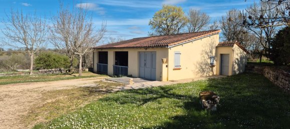 Terreno en Lot, France No. 289010 2