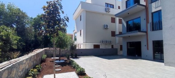 1 bedroom Apartment in Tivat, Montenegro No. 82 3