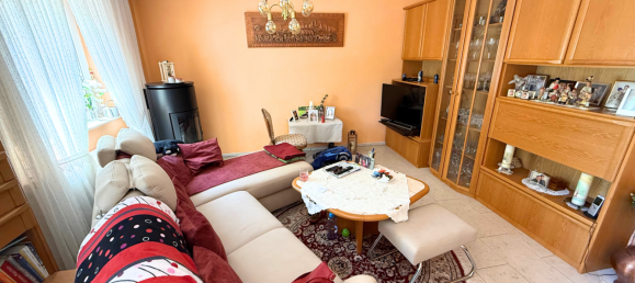 7 rooms Townhouse in Furth, Germany No. 220232 4