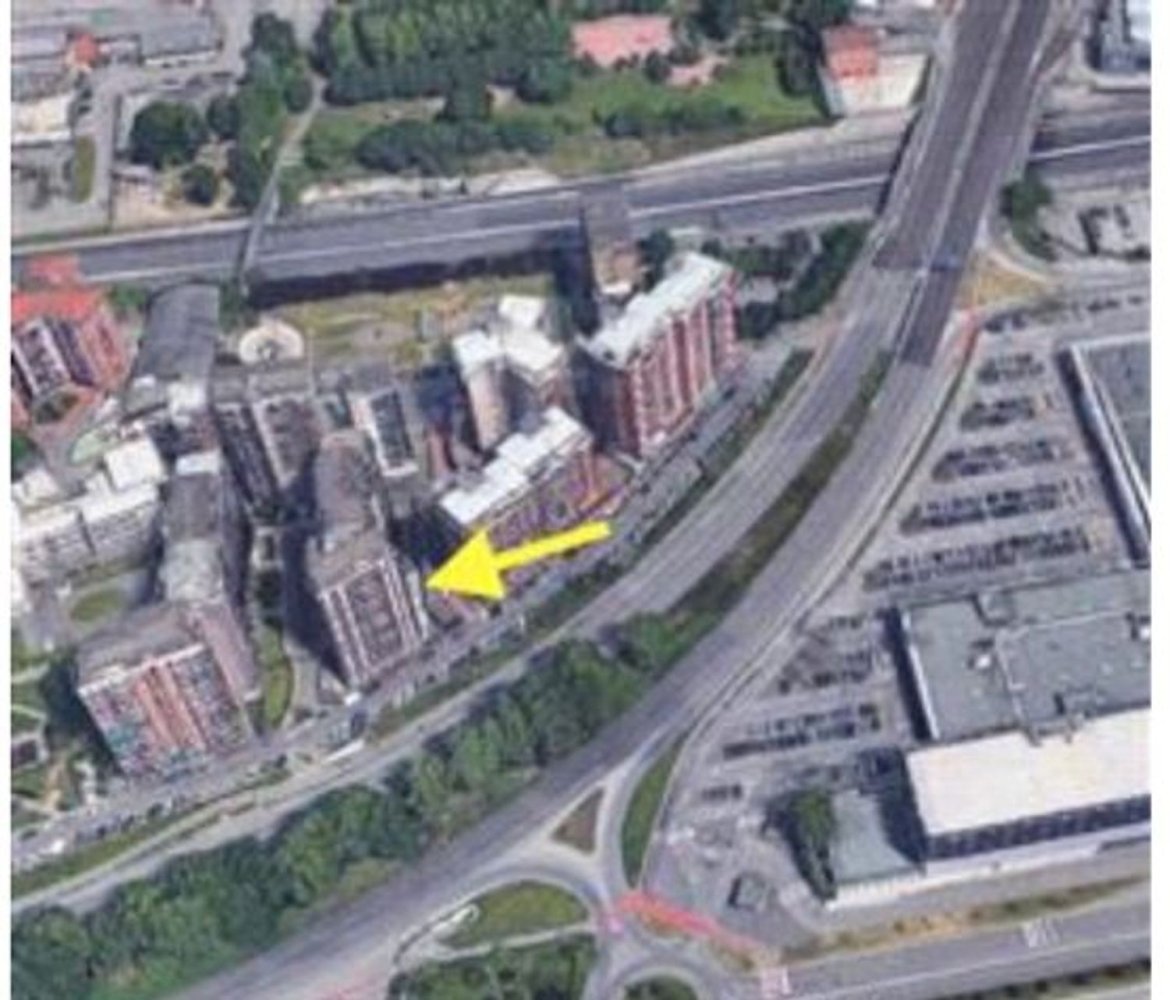 2-salle Appartement à Cinisello Balsamo, Italy No. 70703