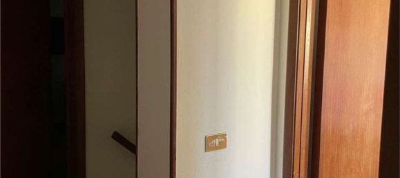 5 Schlafzimmer Wohnung in Serravalle Pistoiese, Italy, Nr. 355126 23