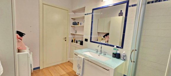 3 rooms Apartment in Certaldo, Italy No. 297860 4