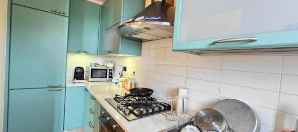 3 rooms Apartment in Certaldo, Italy No. 297860 10