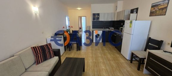 2 Schlafzimmer Wohnung in Sveti Vlas, Bulgaria, Nr. 718 3