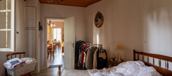 15 bedrooms House in Saint-Bonnet-de-Salers, France No. 192362 17