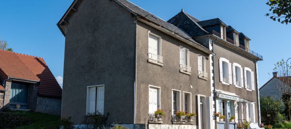 15 bedrooms House in Saint-Bonnet-de-Salers, France No. 192362 25