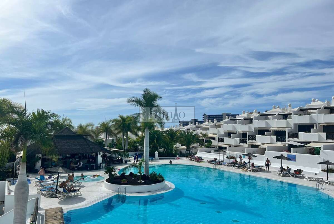 Квартира с 3 спальнями в Адехе, Испания № 65098