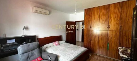 5 bedrooms House in Limassol, Cyprus No. 7643 6