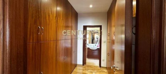 5 bedrooms House in Limassol, Cyprus No. 7643 4