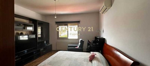 5 bedrooms House in Limassol, Cyprus No. 7643 7