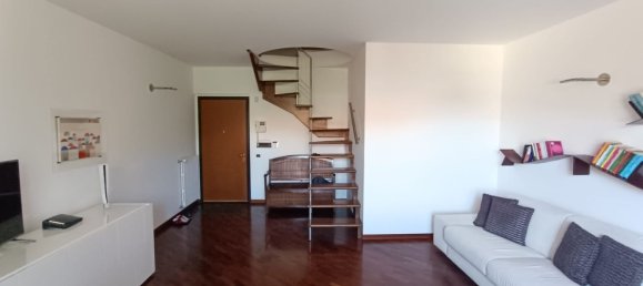 3 chambres Duplex à San Vittore Olona, Italy No. 364954 2