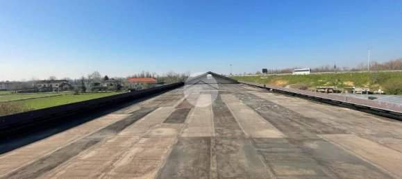 مستودع في Seriate, Italy 1450متر مربع رقم 6407 2