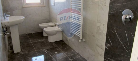 Квартира с 2 спальнями в Ладисполи, Италия № 61991 72