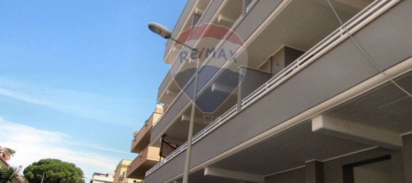 Квартира с 2 спальнями в Ладисполи, Италия № 61991 2