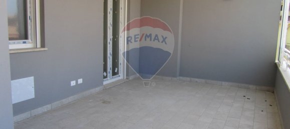 Квартира с 2 спальнями в Ладисполи, Италия № 61991 78