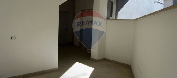 Квартира с 2 спальнями в Ладисполи, Италия № 61991 83